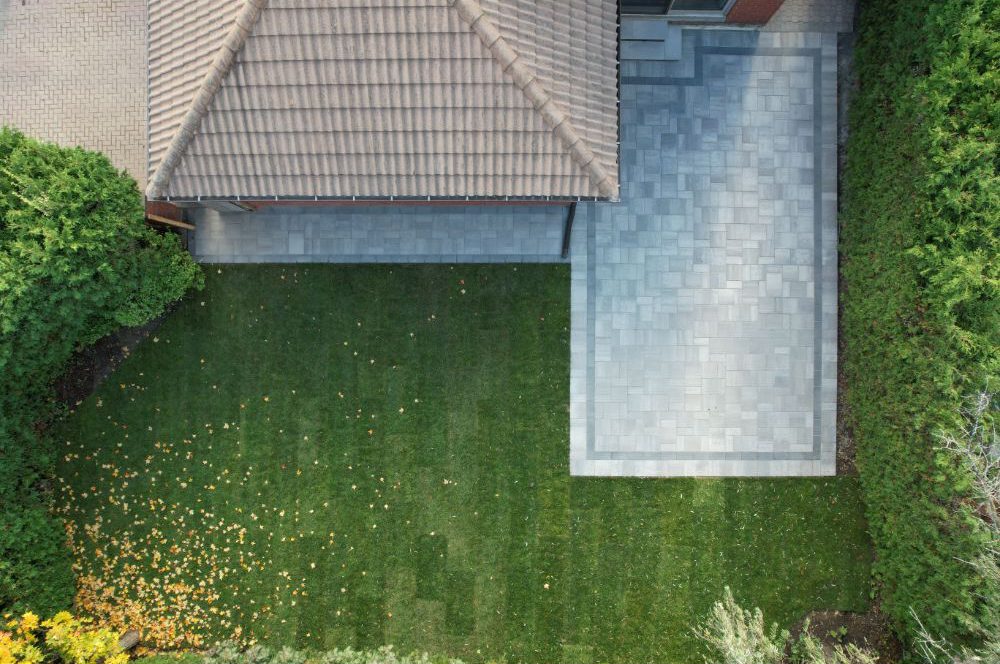 interlocking-stone-patio-installed-by-milton-interlocking-company