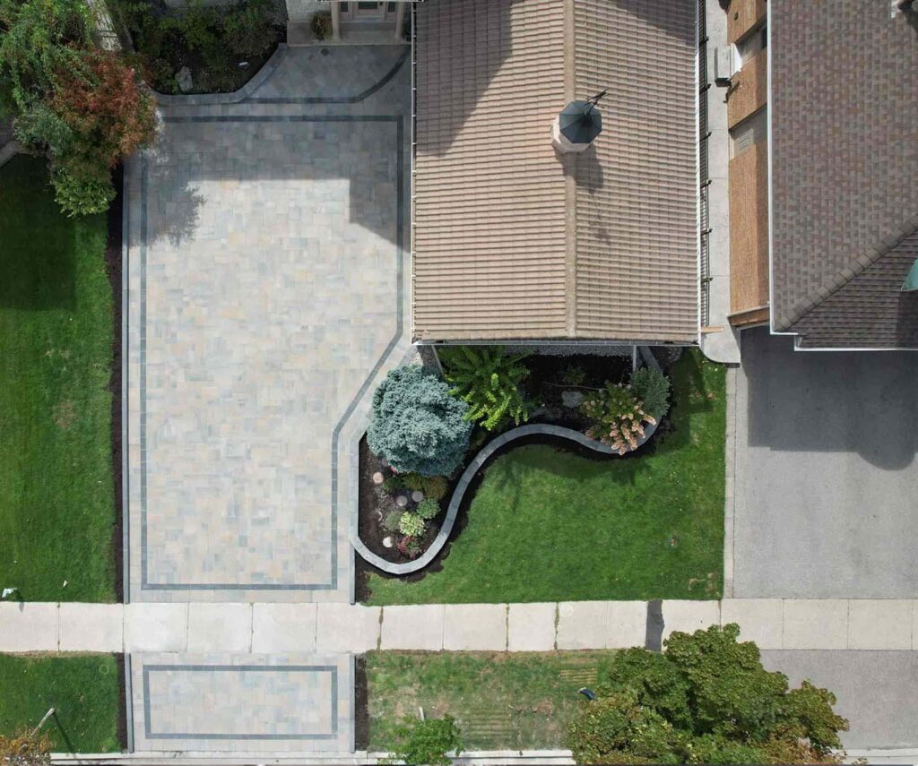 Windermere-Smooth-Interlocking-Paver-Driveway