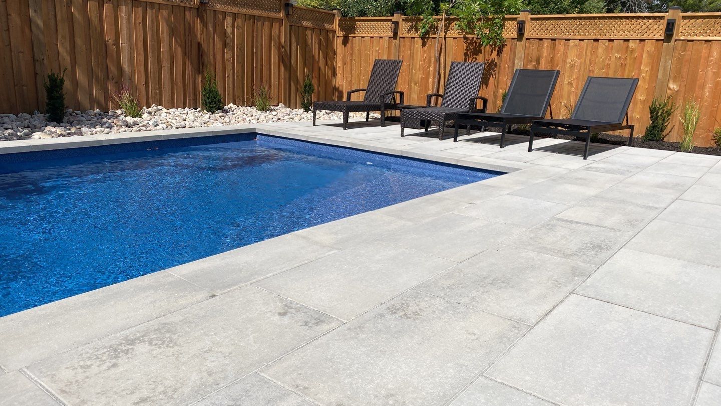 Modern Patio Slab Pool Deck